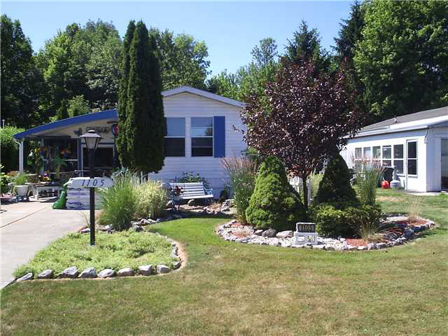 1105 Creekside Drive, Derby, NY 14047 