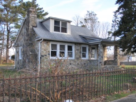 34 Peters Boulevar, Central Islip, NY 11722 