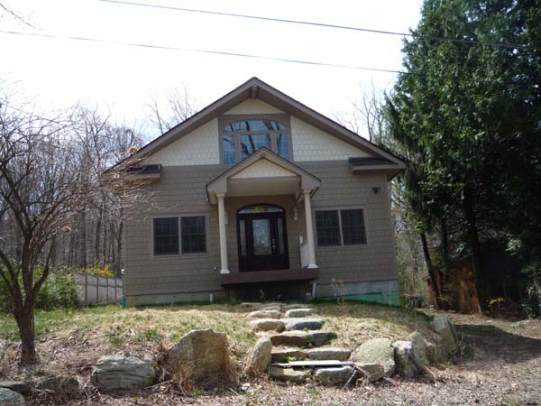 27 Larch Dr, Mahopac, NY 10541 