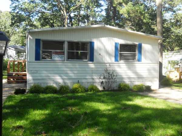 525-103 Riverleigh Ave, Riverhead, NY 11901 