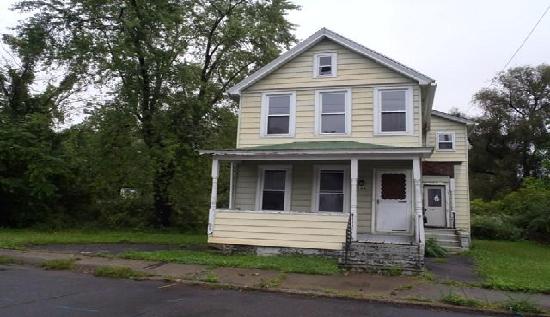 166 North Street, Kingston, NY 12401 