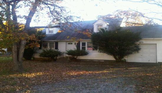 25 Carver Boulevard, Bellport, NY 11713 