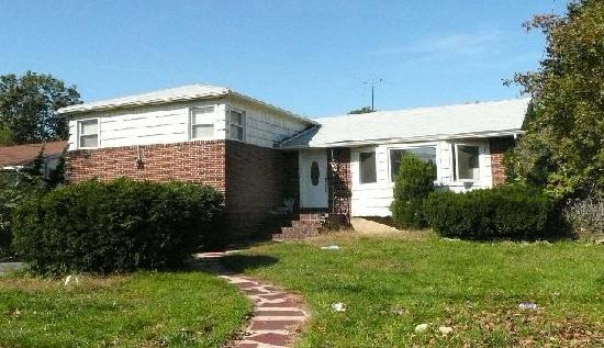 235 East Pennywood Avenue, Roosevelt, NY 11575 