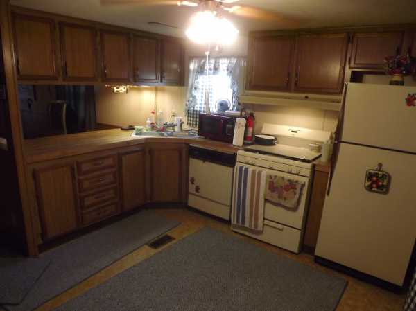 212 Mcarthur, Latham, NY 12110 