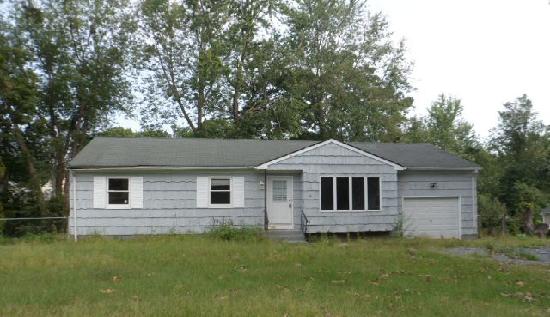 143 Elm Street, Ronkonkoma, NY 11779 