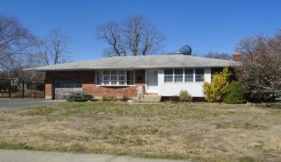 30 Marie Cresent, Commack, NY 11725 