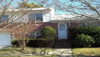 81 Woodview Rd, West Hempstead, NY 11552 