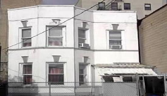 883 Longfellow Ave, Bronx, NY 10474 