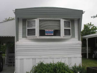 73 Minuteman Dr, Bohemia, NY 11716 