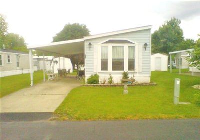 43 Melody, Cheektowaga, NY 14225 