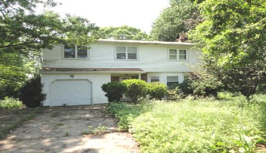 290 American Boulevard, Brentwood, NY 11717 