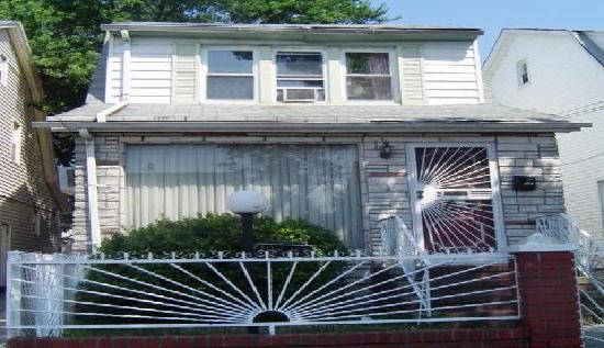 188-53 120th Road, Saint Albans, NY 11412 