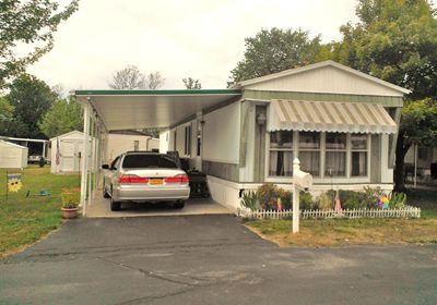 49 Labue, Cheektowaga, NY 14225 