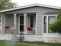 5 N. Roxbury Dr, Hamburg, NY 14075 