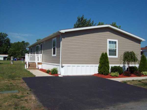 25 Central Ave., Lockport, NY 14094 