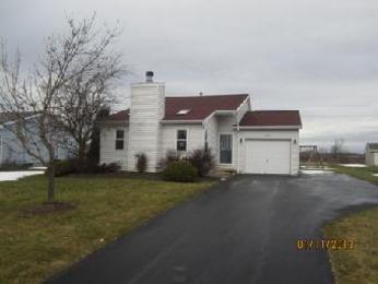 5623 Jeffrey Dr, Lockport, NY 14094 