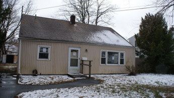 130 Reiss Ave, Massapequa Park, NY 11762 