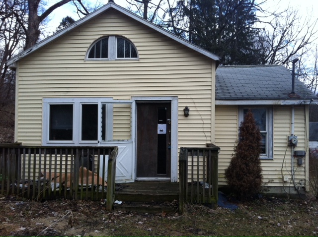 173 Rochdale Rd, Poughkeepsie, NY 12603 