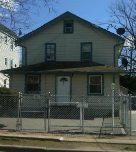 10 Burr Ave, Hempstead, NY 11550 