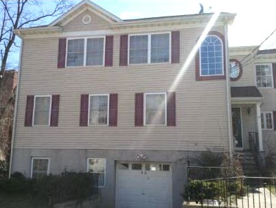 12 Kathy Lane, Yonkers, NY 10701 