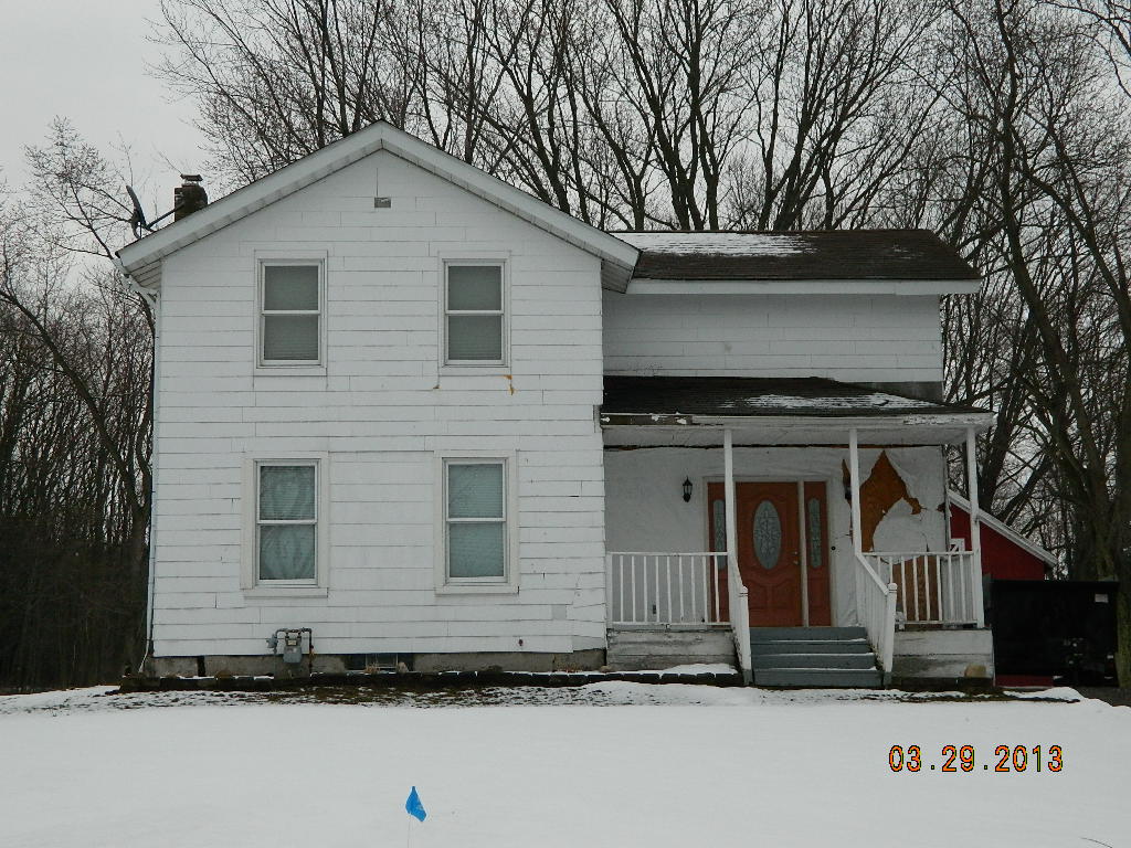 2751 Four Rod Rd, East Aurora, NY 14052 