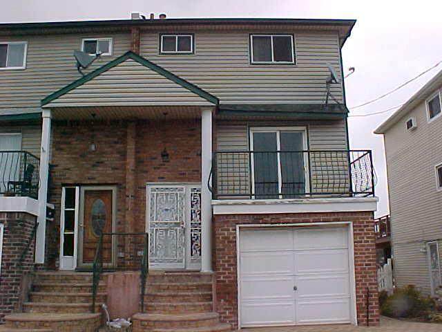 148-77 262nd Place, Rosedale, NY 11422 