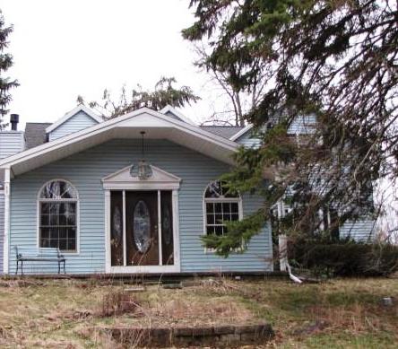 23 Weatherwax Road, Poestenkill, NY 12140 