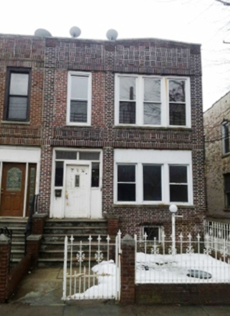 842 E 222nd St, Bronx, NY 10466 