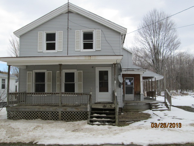 56 North St, Pulaski, NY 13142 