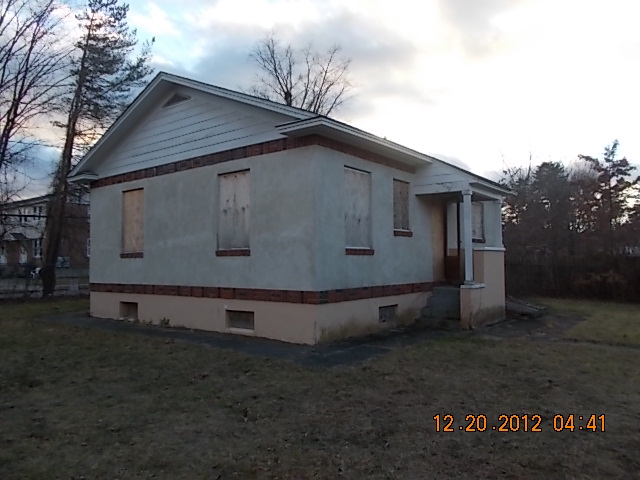 13 Worth St, Saratoga Springs, NY 12866 