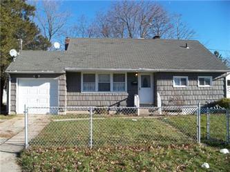 73 Westwood Dr, Brentwood, NY 11717 