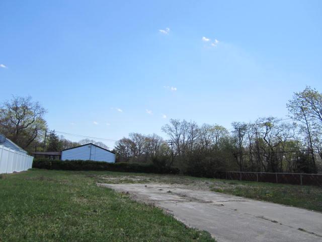 501 Mount Pl, West Babylon, NY 11704 