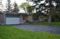 71 Oakwood Dr, Amherst, NY 14221 