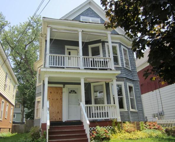 40 Lincoln Ave, Poughkeepsie, NY 12601 