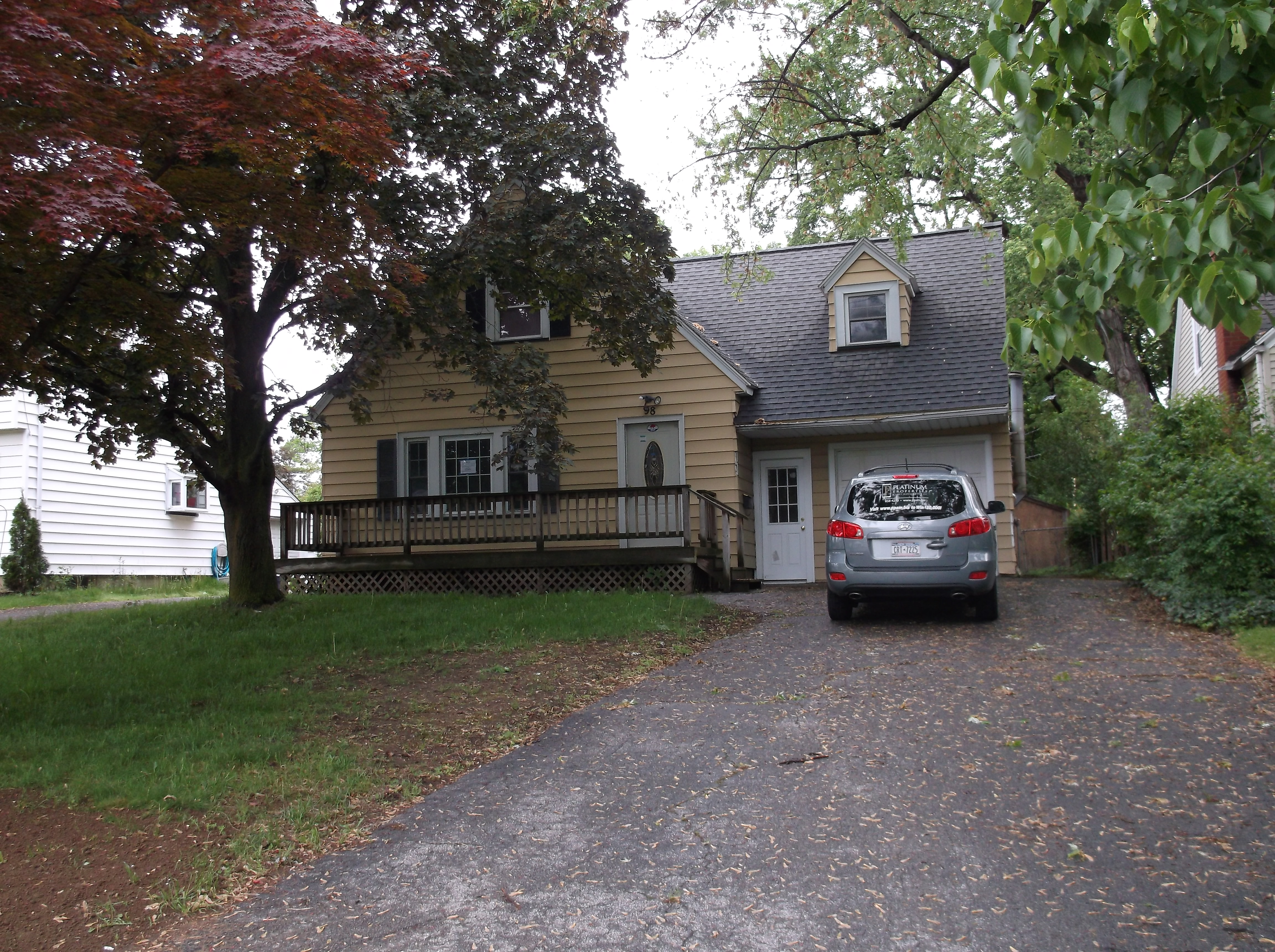 98 Heberton Rd, Rochester, NY 14622 