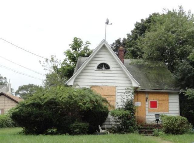 126 East Pennywood Avenue, Roosevelt, NY 11575 