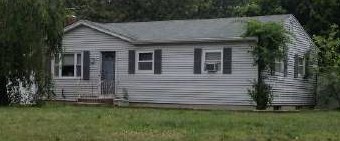 27 Denis Lane, Middle Island, NY 11953 