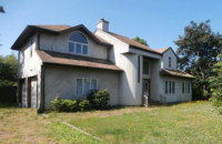126 St George Dr, Shirley, NY 11967 