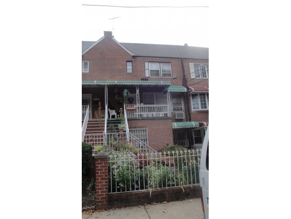 11022 E 102 St, Brooklyn, NY 11236 