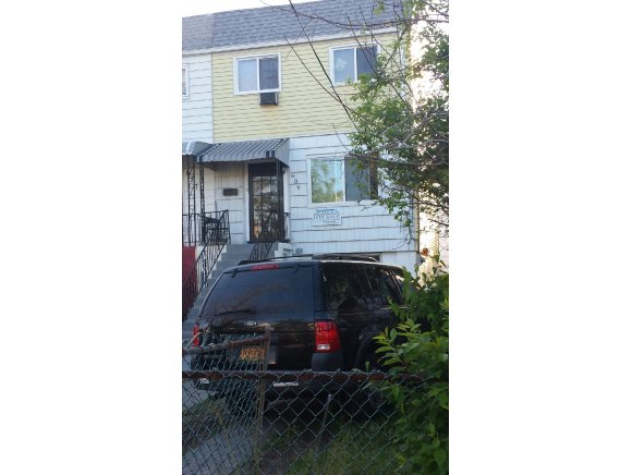639 Beach 65 St, Arverne, NY 11692 