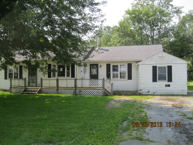 7176 Townline Rd, North Tonawanda, NY 14120 