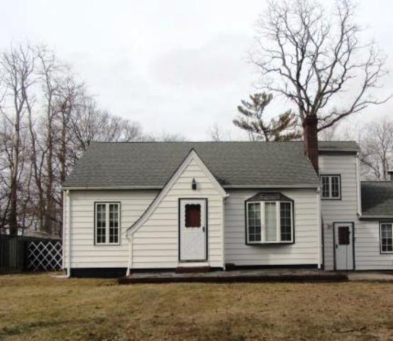 19 Fulton St, Centereach, NY 11720 