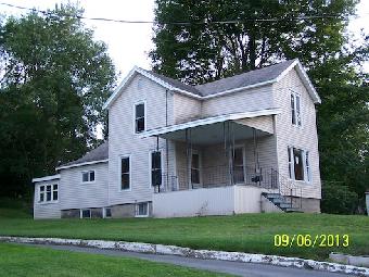 243 West Hickory St, Canastota, NY 13032 