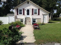 464 Adirondack Drive, Farmingville, NY 11738 