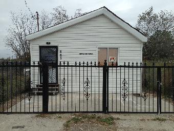 525 Beach 43 St, Far Rockaway, NY 11691 