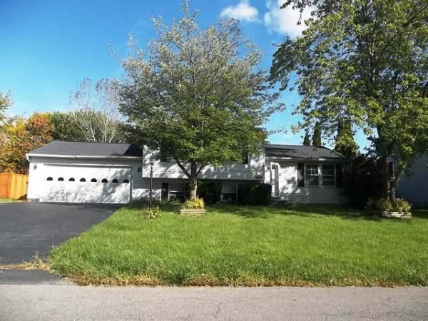 8452 Bayridge Rd, Cicero, NY 13039 
