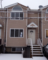 14 Nunzie Ct, Staten Island, NY 10303 