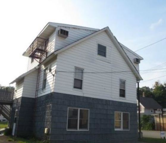 27 Mountain Ave, Hillburn, NY 10931 