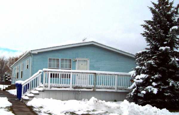 1337 Willowbrook Dr., Lockport, NY 14094 