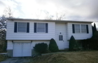 28 Victoria Dr, Newburgh, NY 12250 